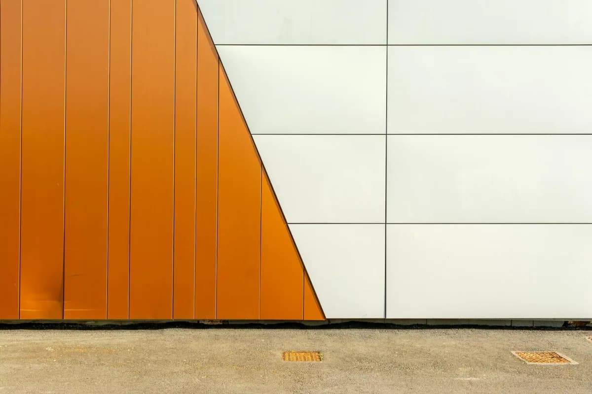 Алматыдағы қойма үшін сэндвич-панельдердің қалыңдығы: қалайша таңдау керек